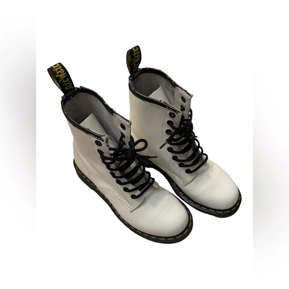 Dr. Martens White Leather Lace Up boots- Women's 7 - Picture 7 of 16